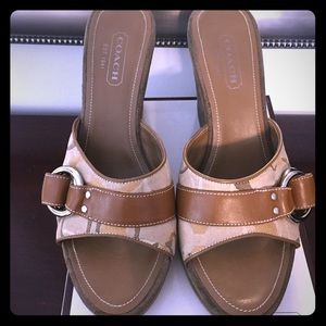 Coach Merridith wedges size 8